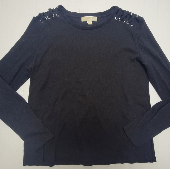 MICHAEL KORS Lace Up Shoulder Long Sleeve Shirt - Picture 11 of 12
